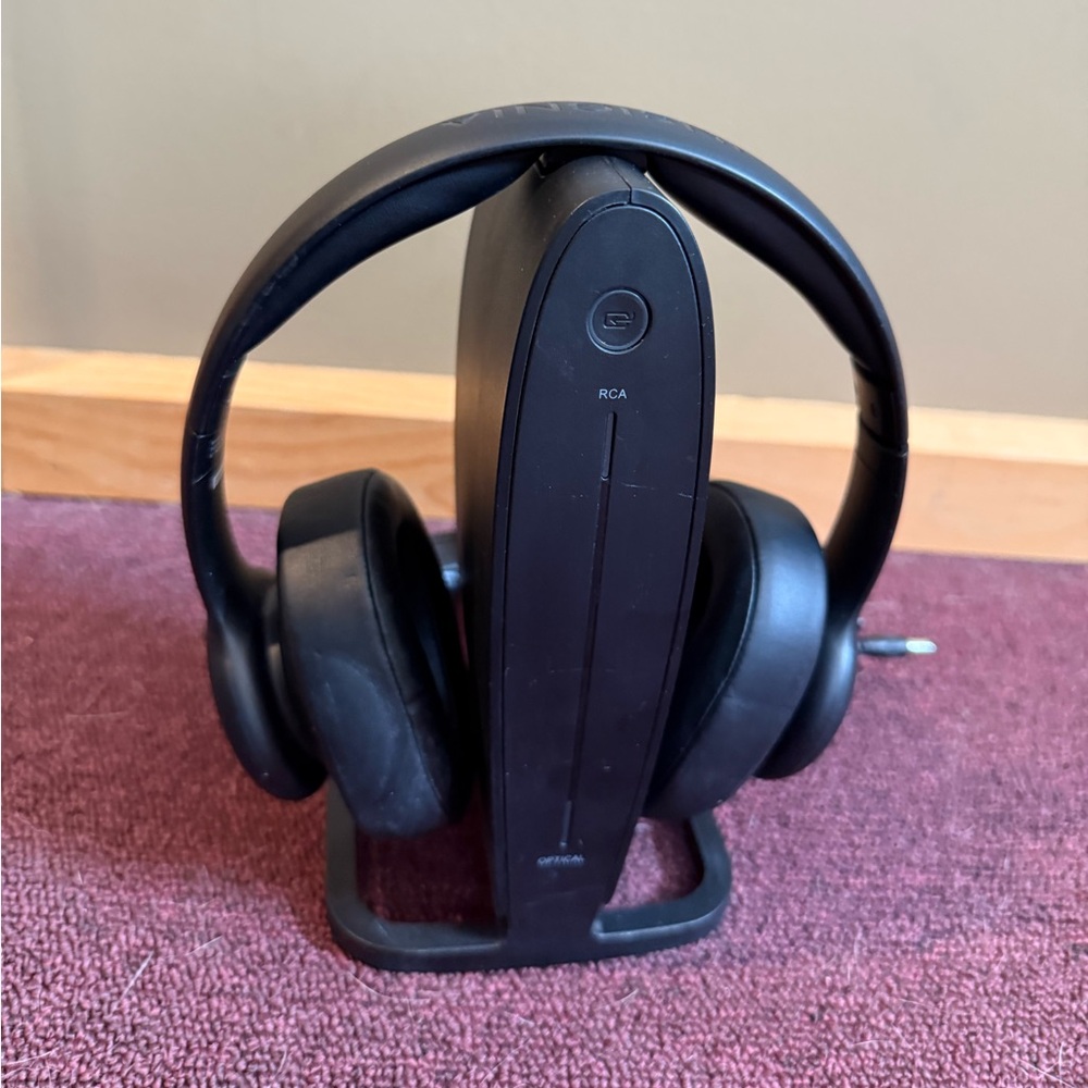 Insignia Black Over-Ear Wireless Headphones